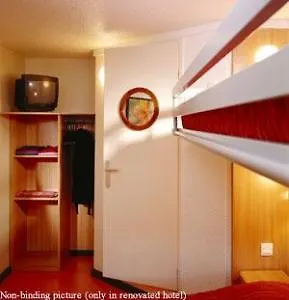 Premiere Classe / Hotel *