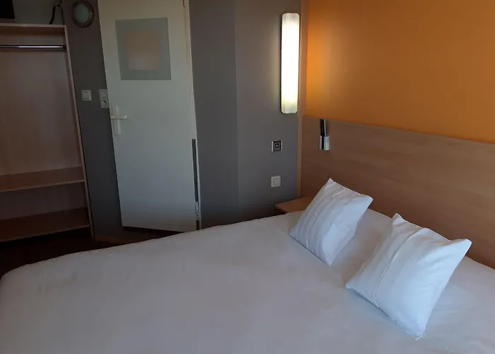 Premiere Classe / * Liège