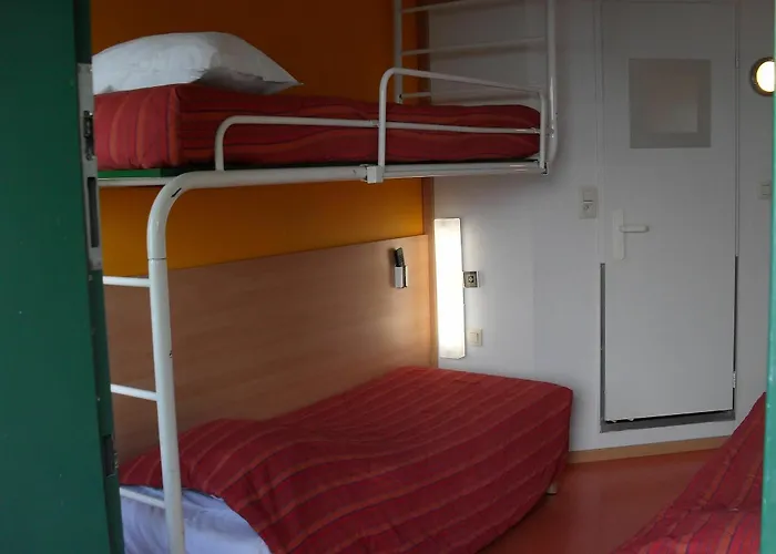 Szálloda Premiere Classe / *